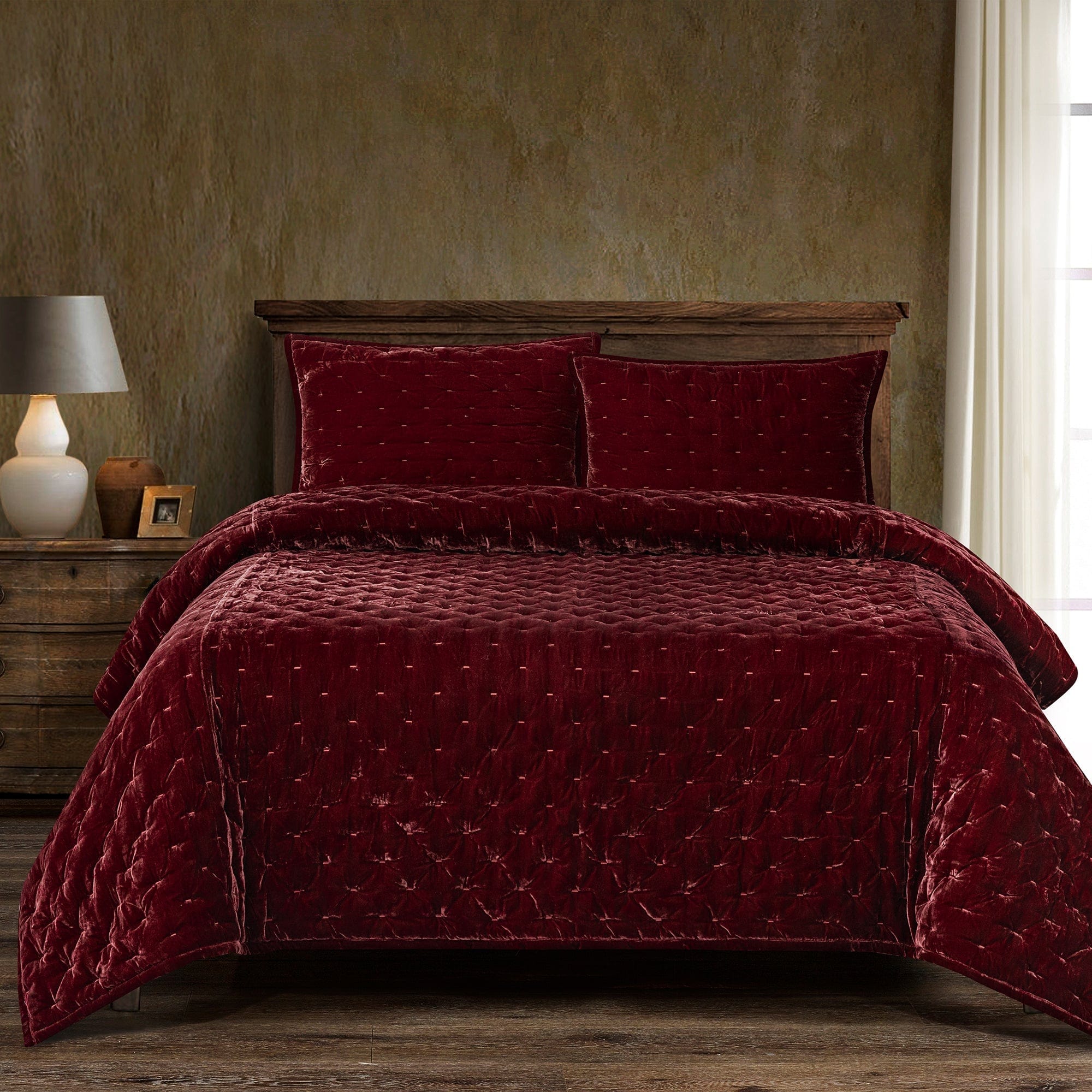 Stella Faux Silk Velvet Quilt Set Quilt / Queen / Garnet Red Quilt