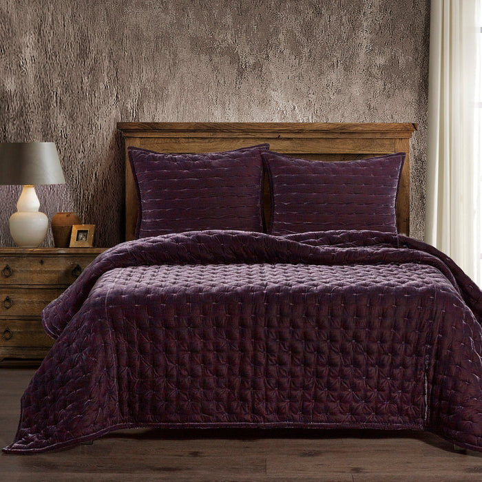 Stella Faux Silk Velvet Pintuck Quilt Quilt Set / Full/Queen / Midnight Blue Quilt