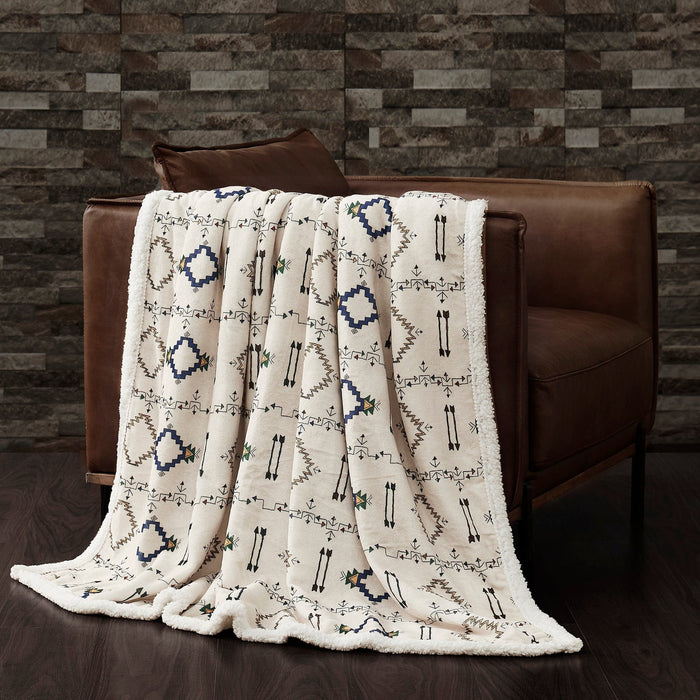 Arrow Campfire Sherpa Throw Throw