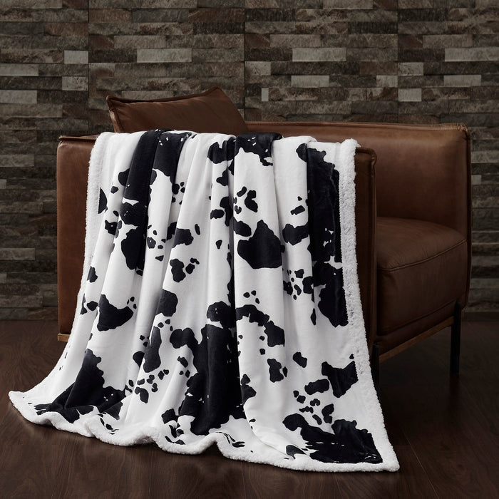 Elsa Cowhide Campfire Sherpa Throw Black Throw