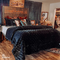 Stella Faux Silk Velvet Quilt Quilt