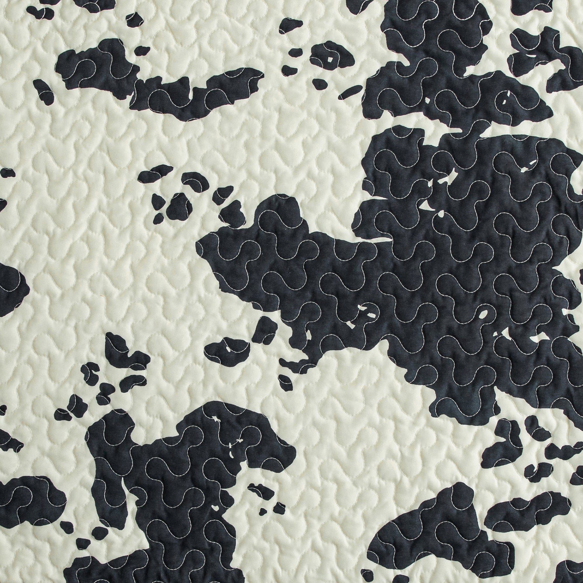 Clara Cowhide Reversible Quilt Set Quilt