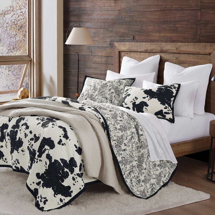 Rustic Quilts Sets: Cozy Elegance at Paseo Road