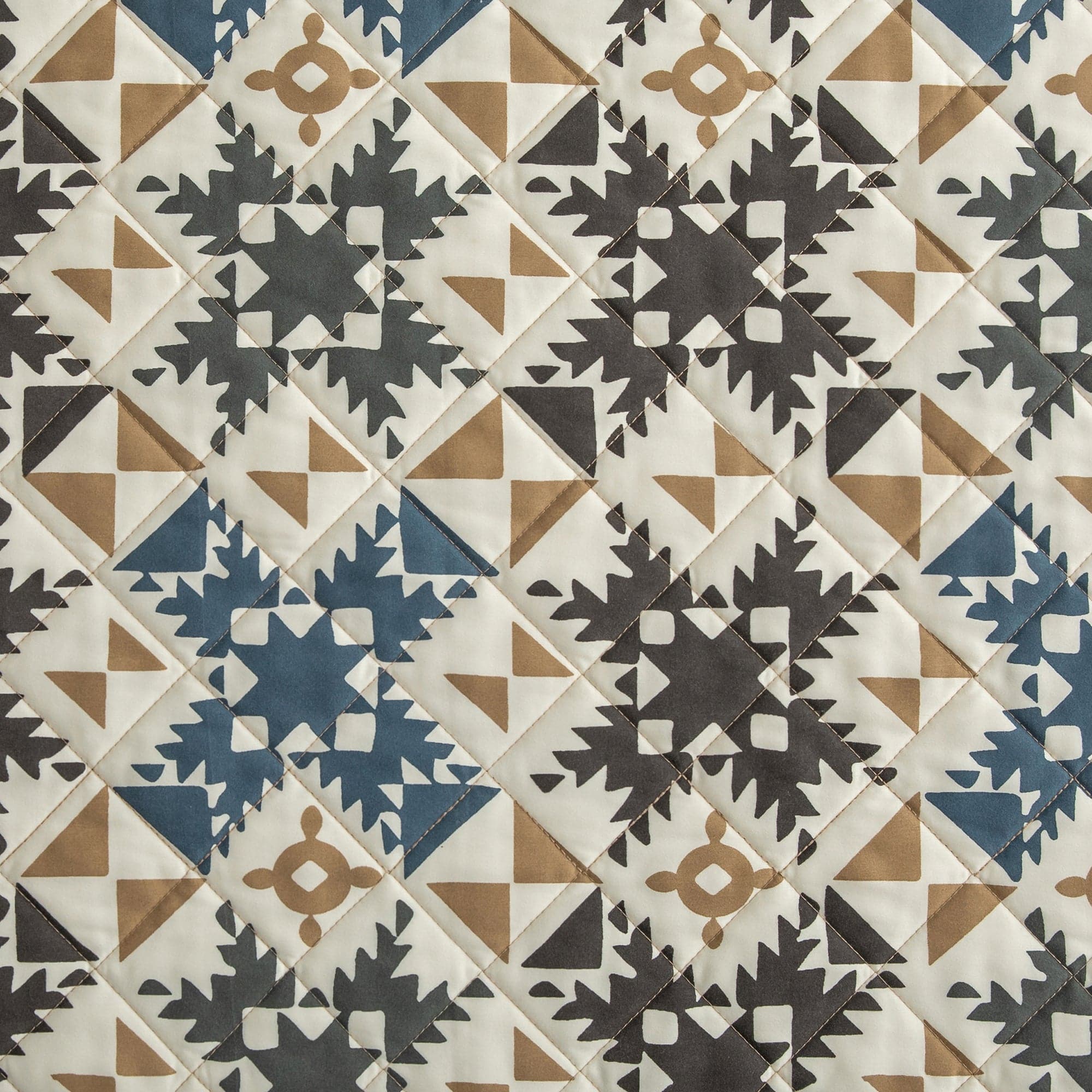 Mosaic Reversible Quilt Set Quilt