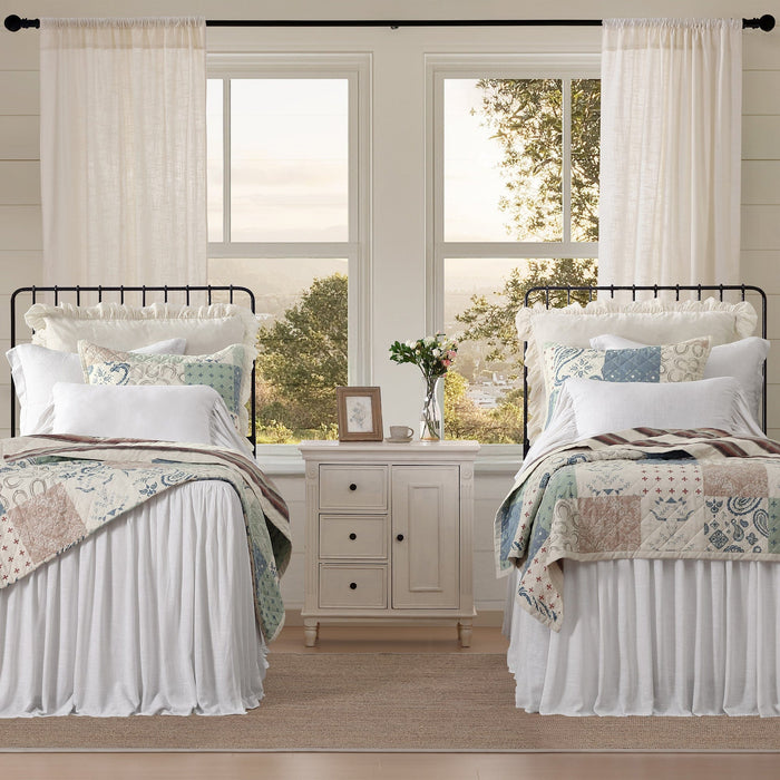 Patchwork Paisley Quilt Set Quilt