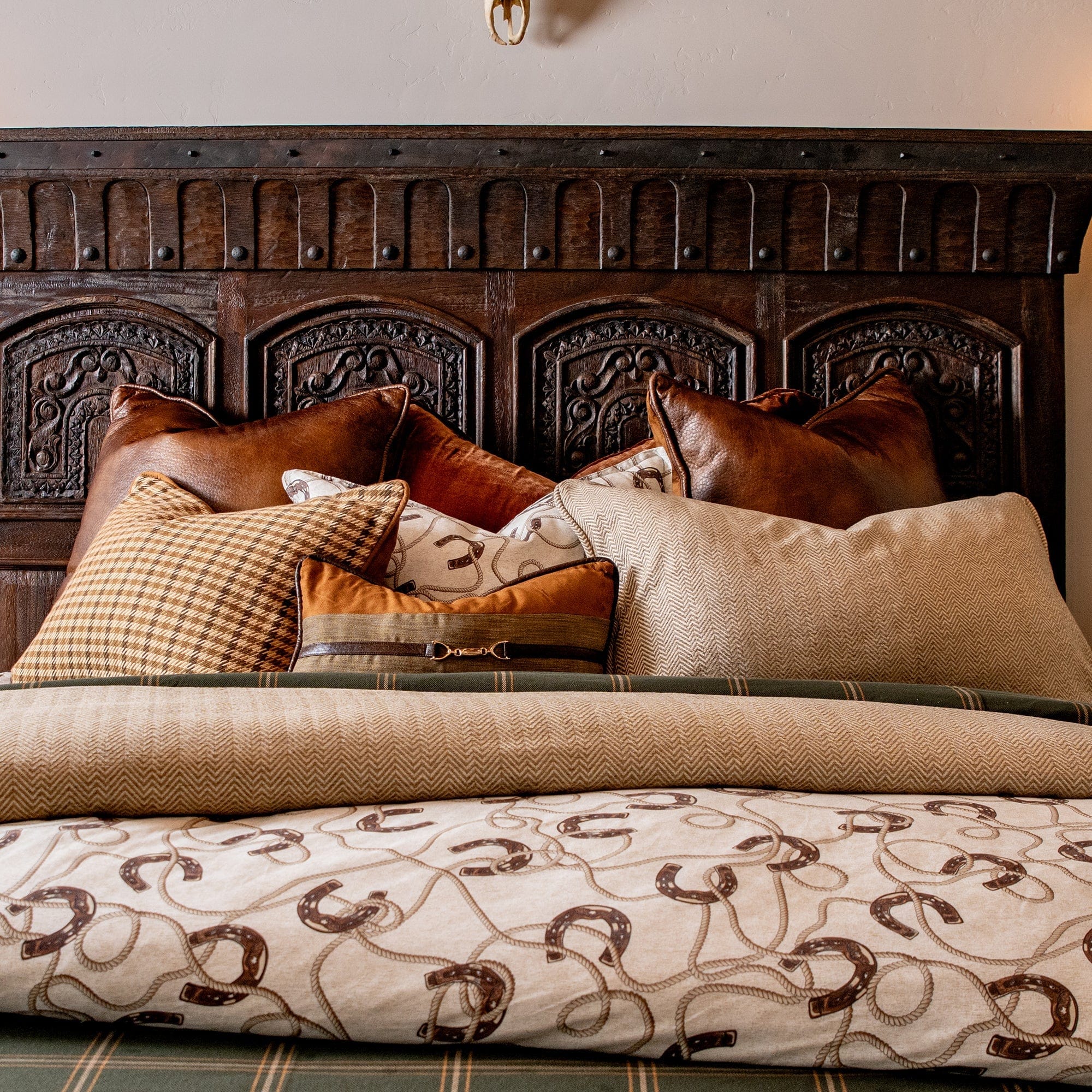 Pierre Horseshoes Bedding Set Comforter / Duvet Cover