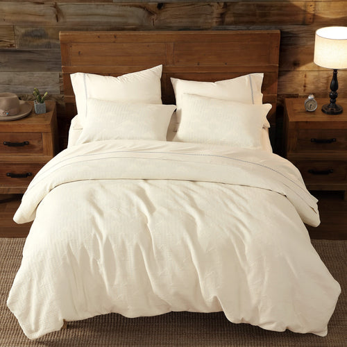 Pikes Peak Matelassé Bedding Set Comforter / Duvet Cover