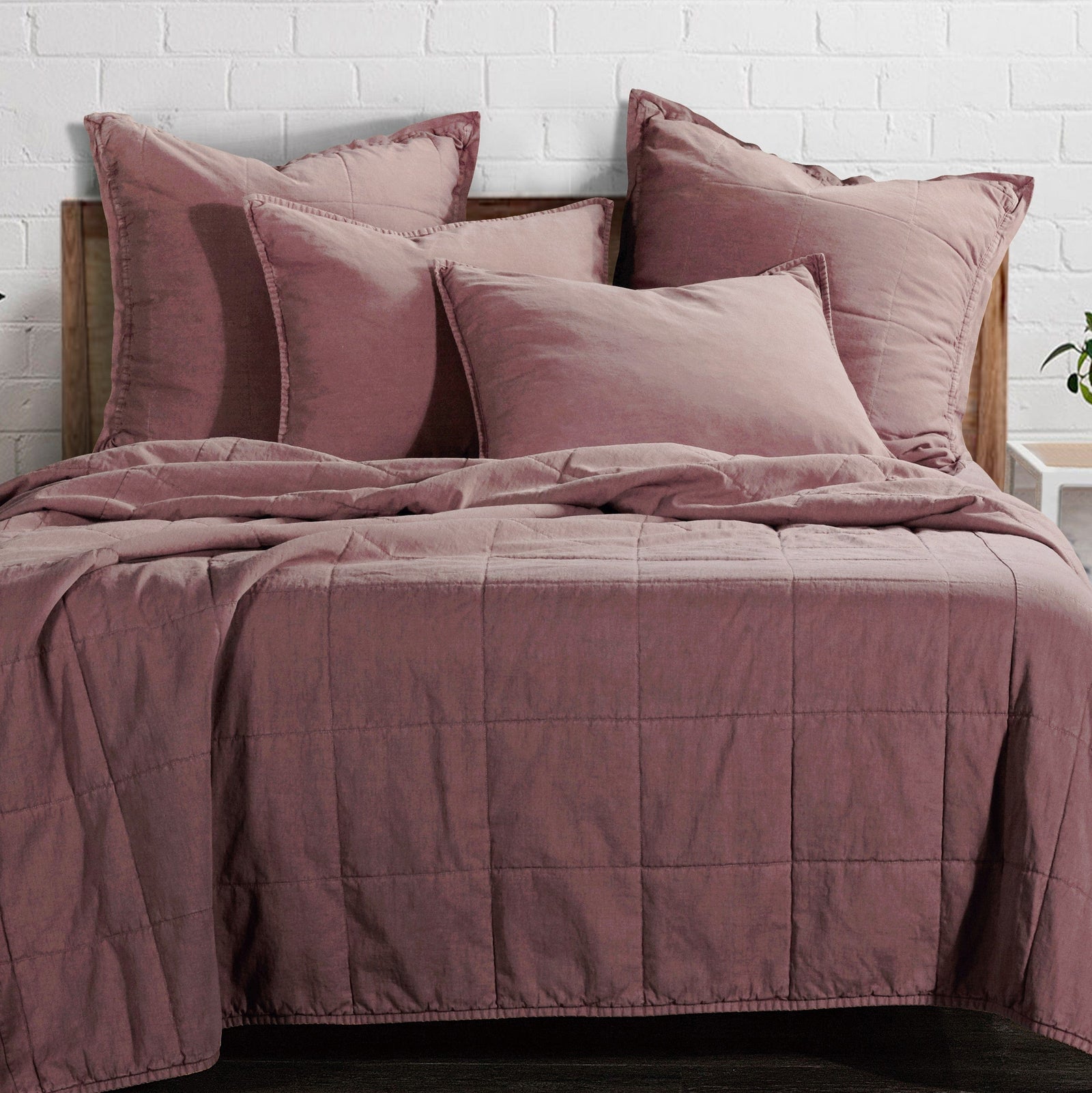 Stonewashed Cotton Canvas Coverlet Coverlet Set / Twin / Sarsaparilla Coverlet