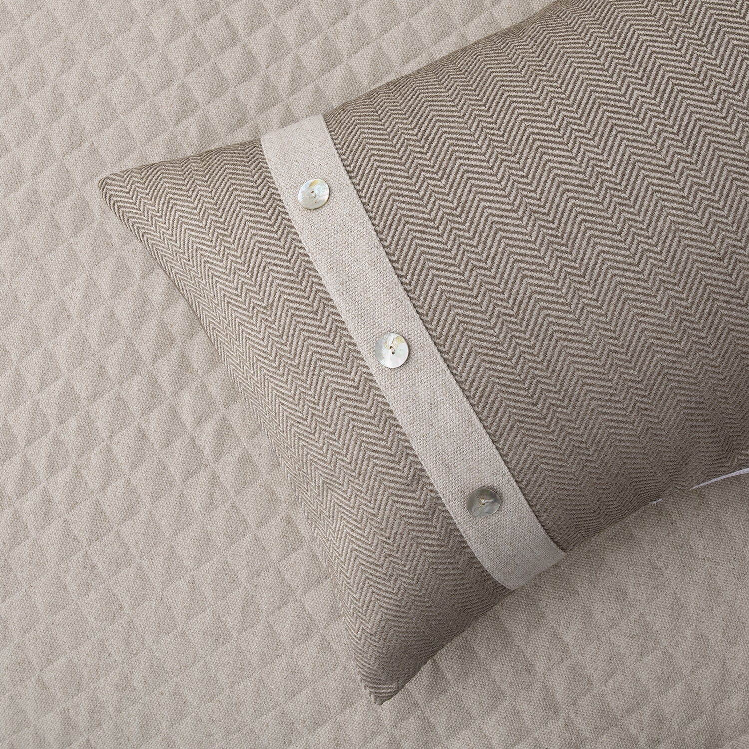 Fairfield Linen Coverlet Set Coverlet