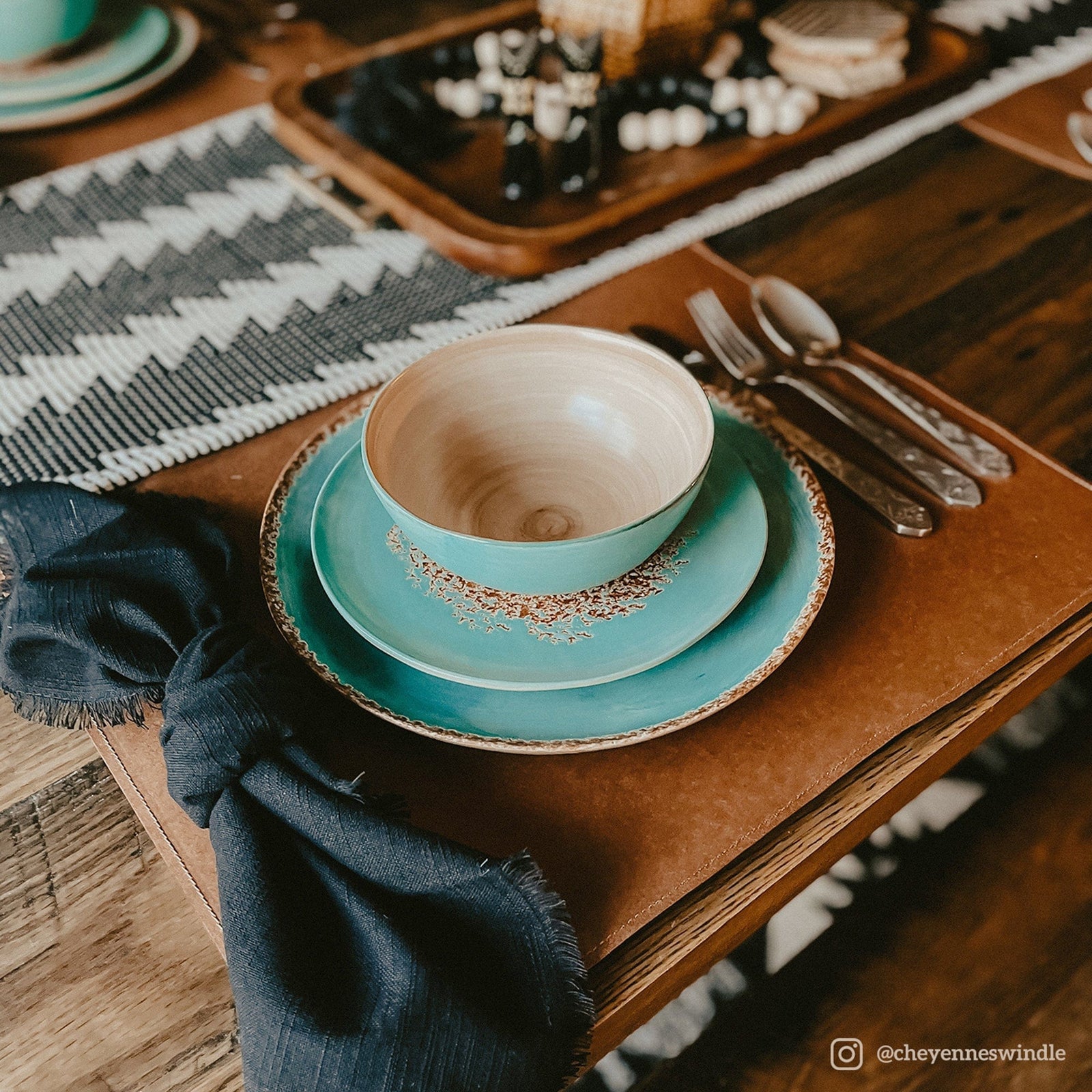 Patina Turquoise 16PC Ceramic Dinnerware Set Dinnerware Set