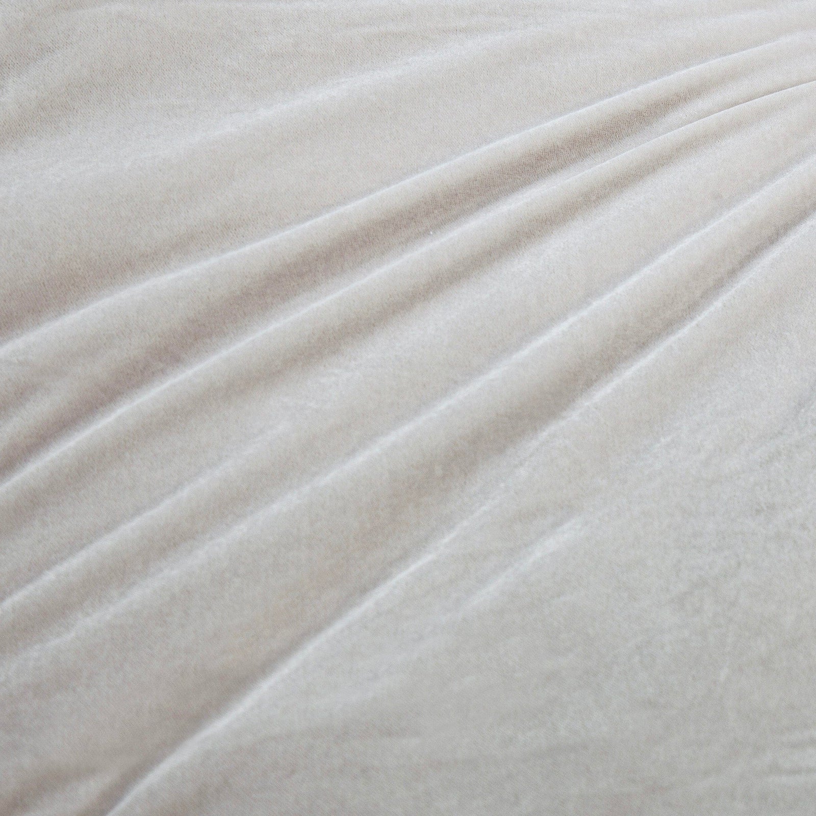 Estelle Velvet Comforter Set