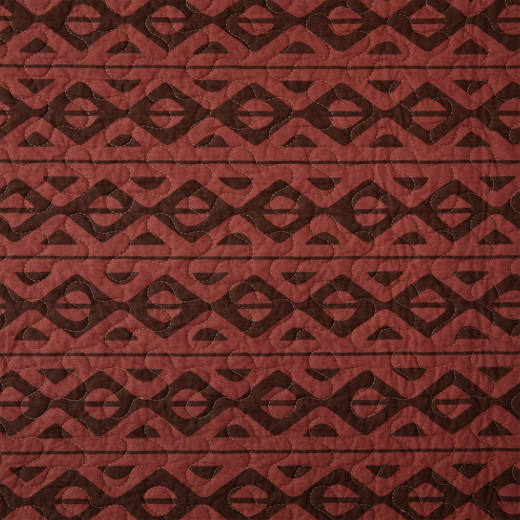 Broken Arrow Reversible Quilt Set Quilt