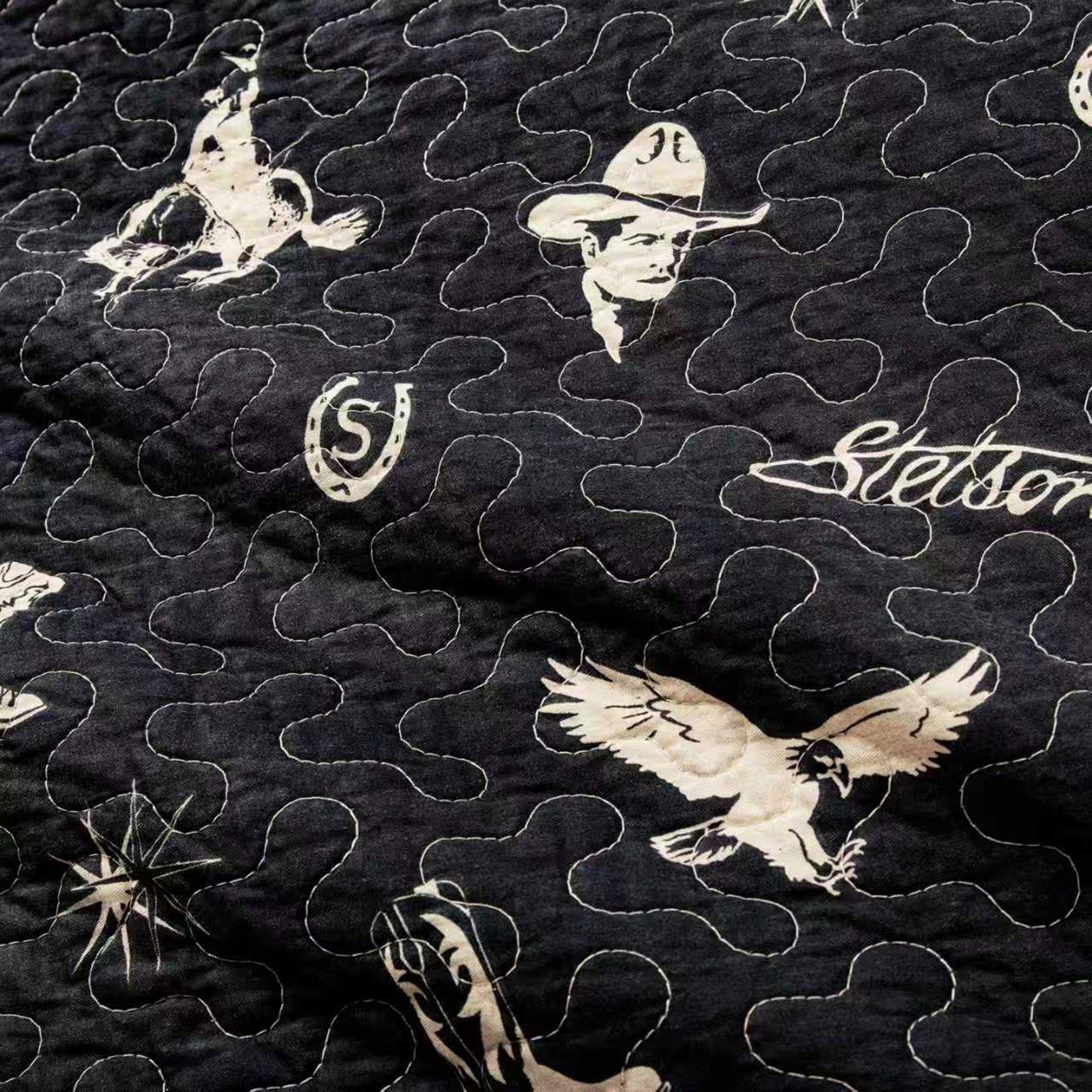 Conversation Reversible Quilt Set Quilt