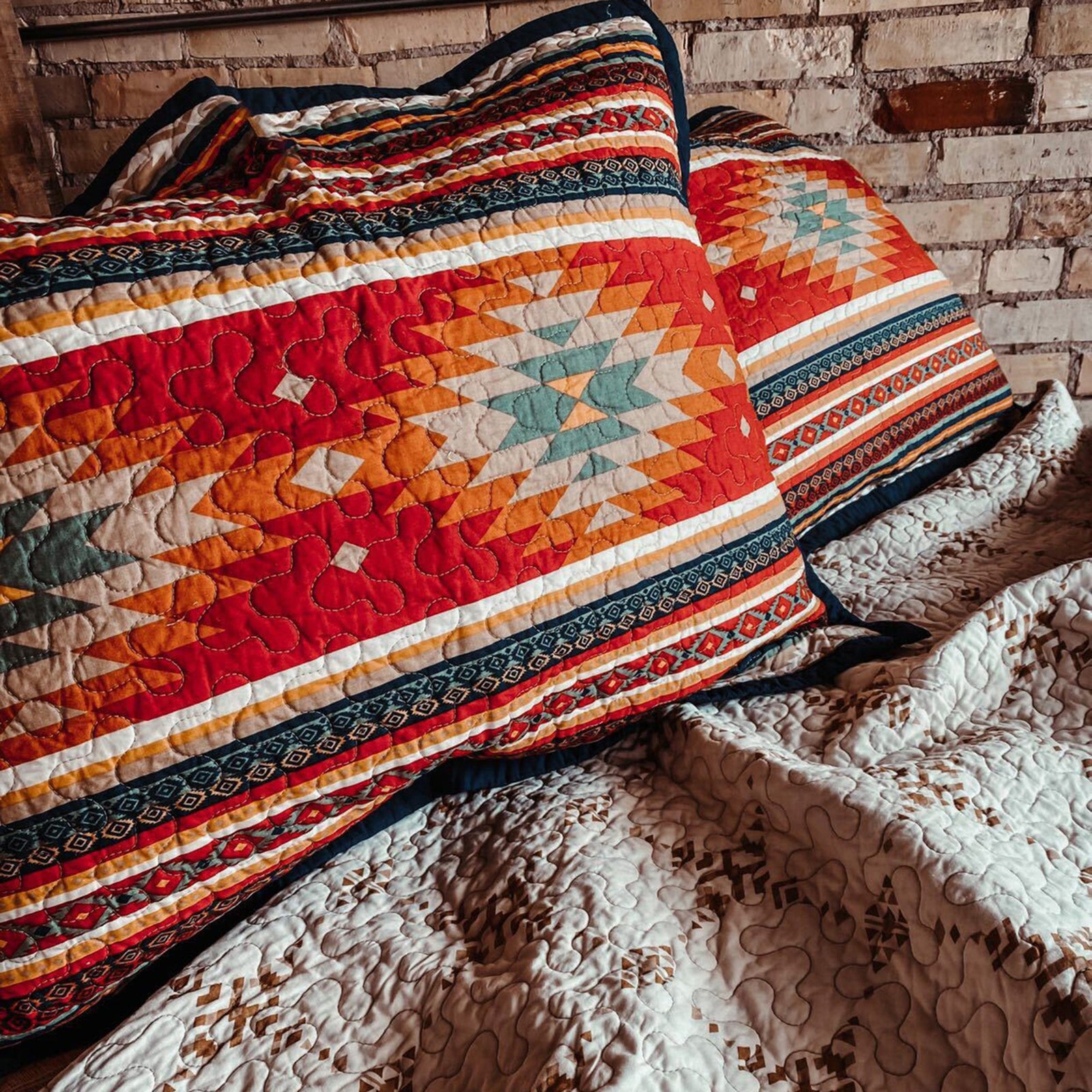 Del Sol Reversible Quilt Set Quilt