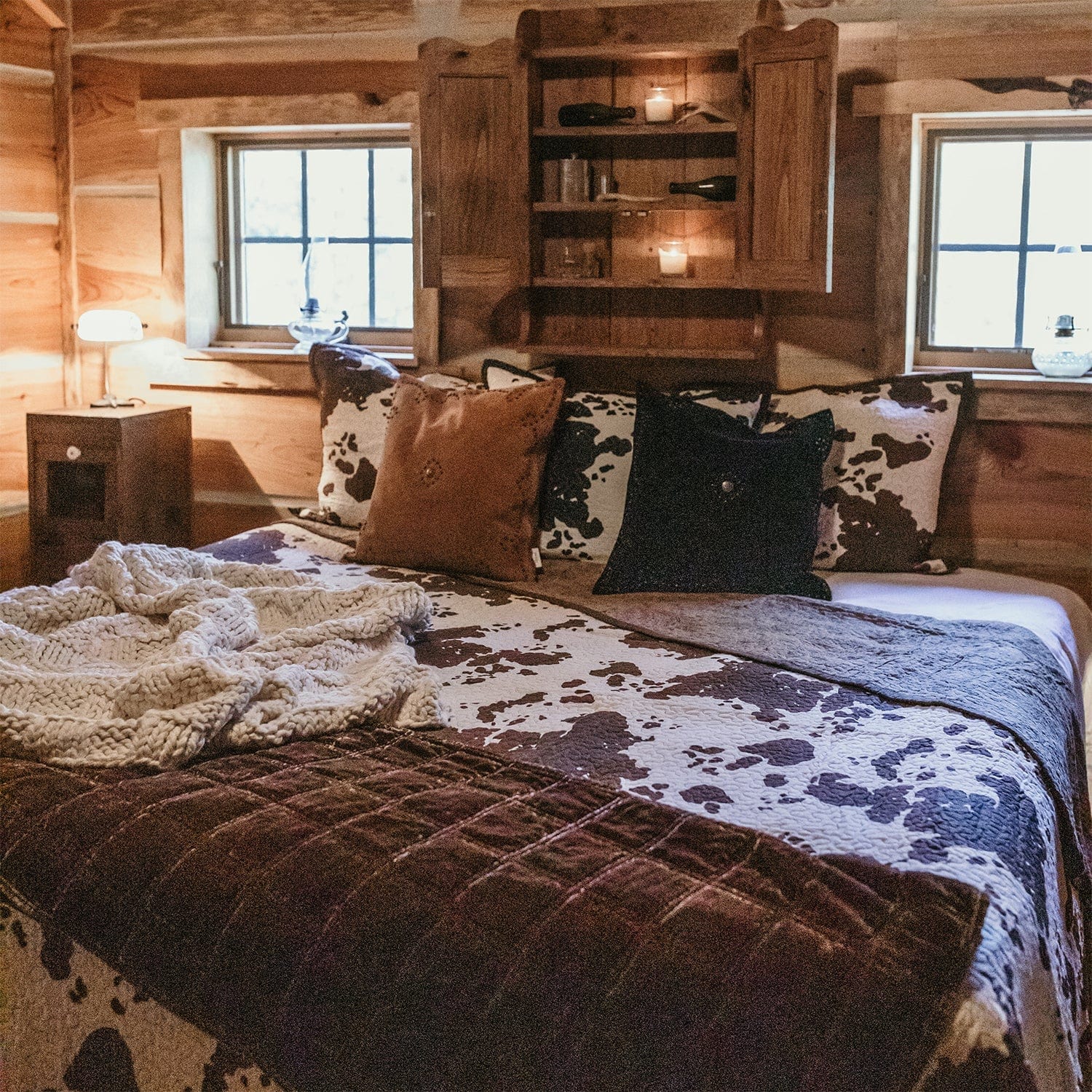 Elsa Cowhide Reversible Quilt Set Quilt