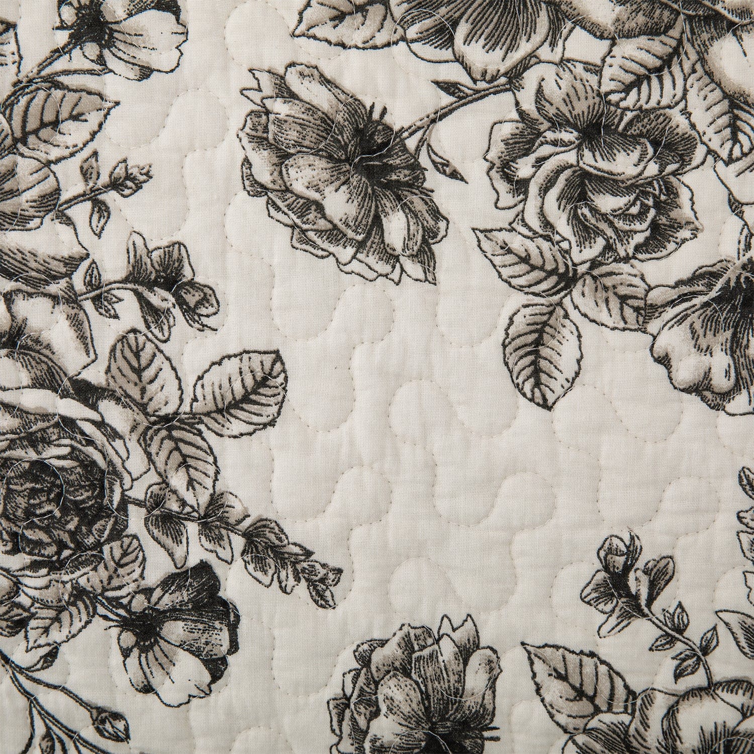 Lyla Floral Print Reversible Quilt Set Quilt