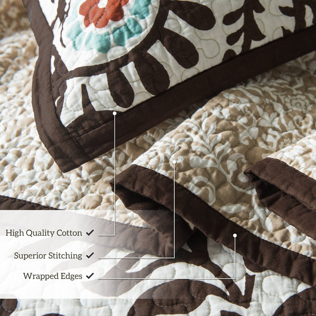 Rebecca Paisley Reversible Quilt Set Quilt