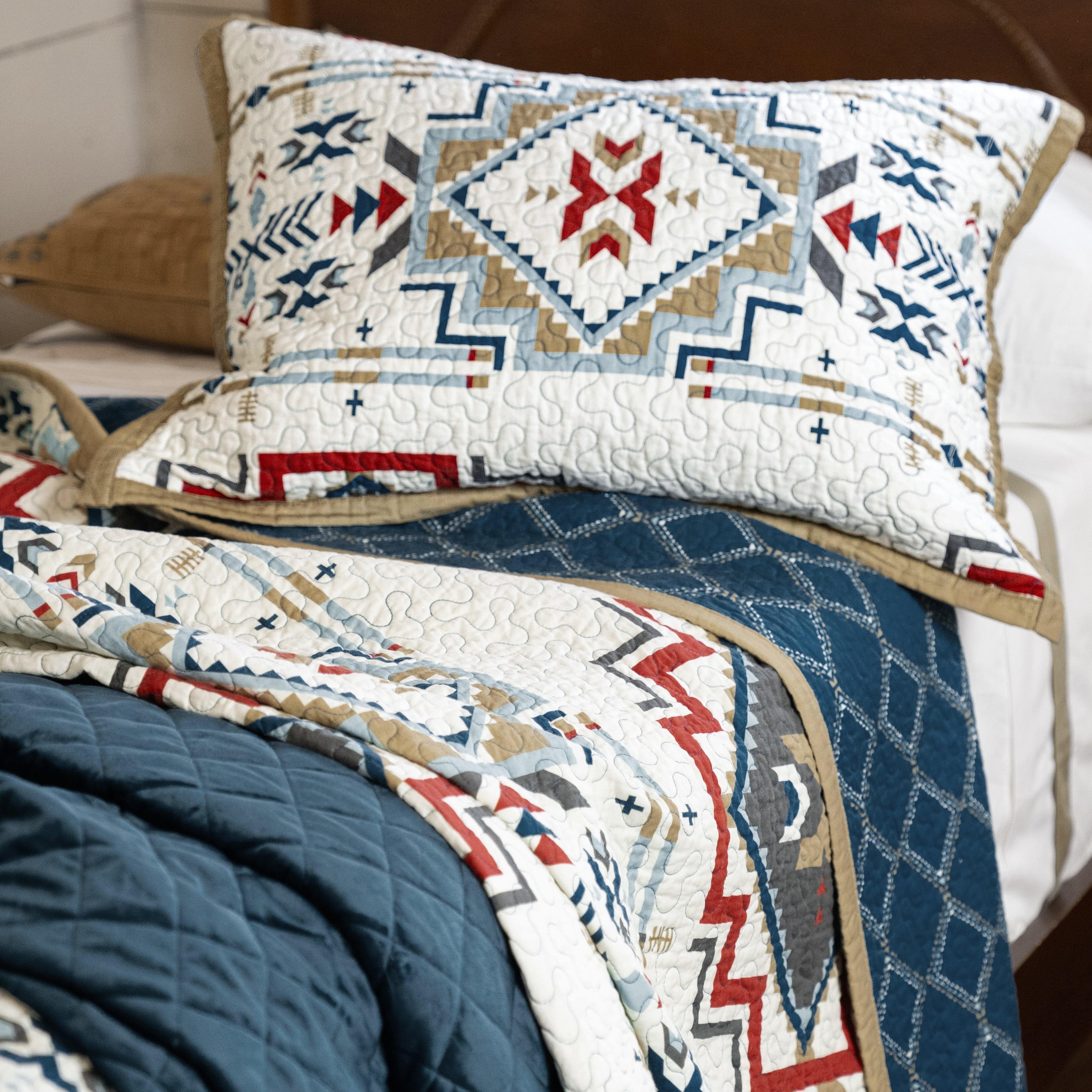 Paseo Road Spirit Valley Quilt - Thumbnail 2