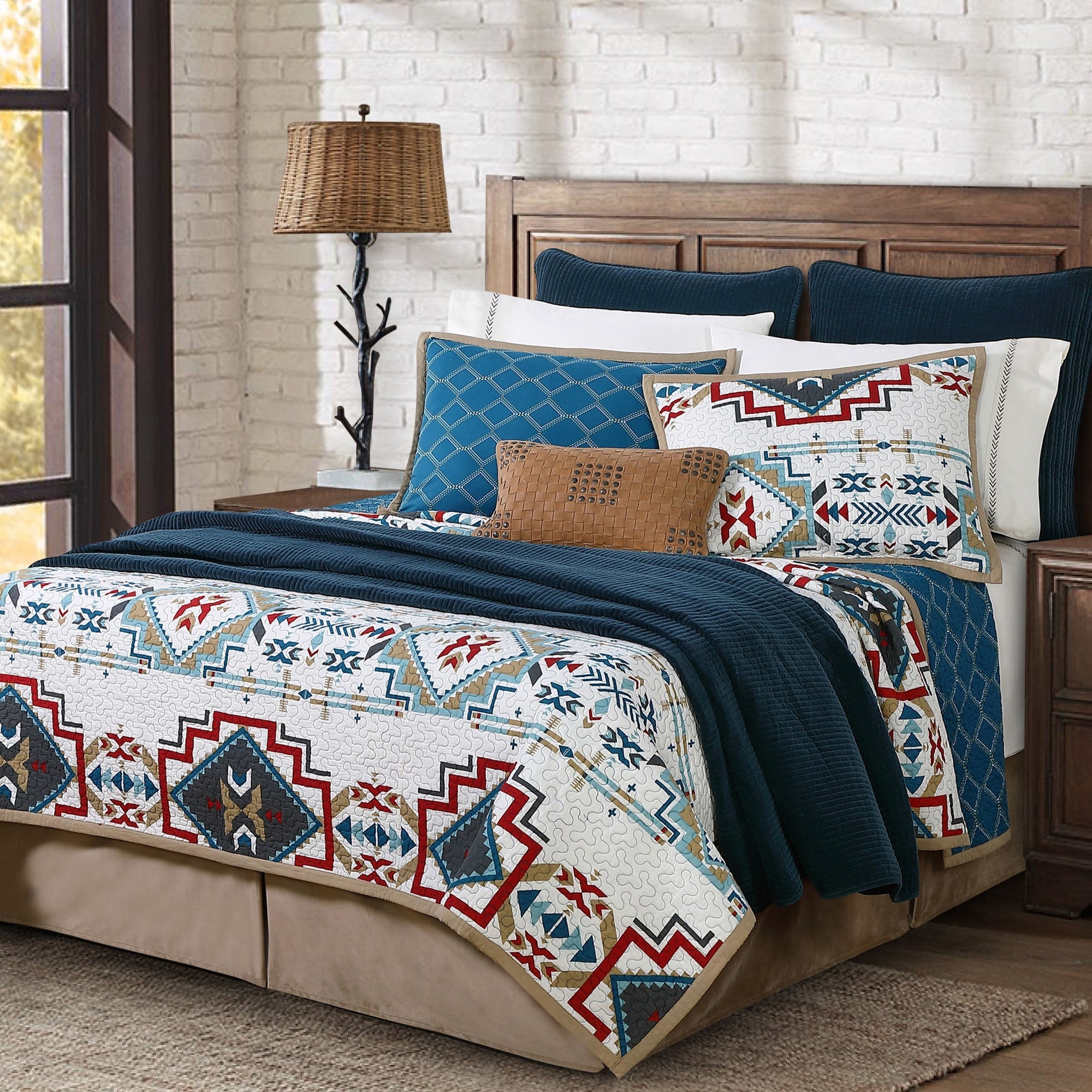 Spirit Valley Reversible Quilt Set Quilt