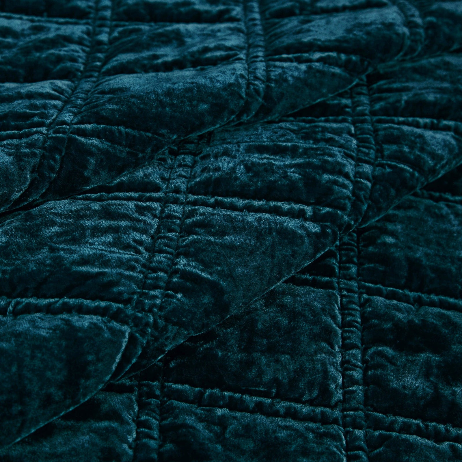 Stella Faux Silk Velvet Double Box Stitch Quilt Set Quilt