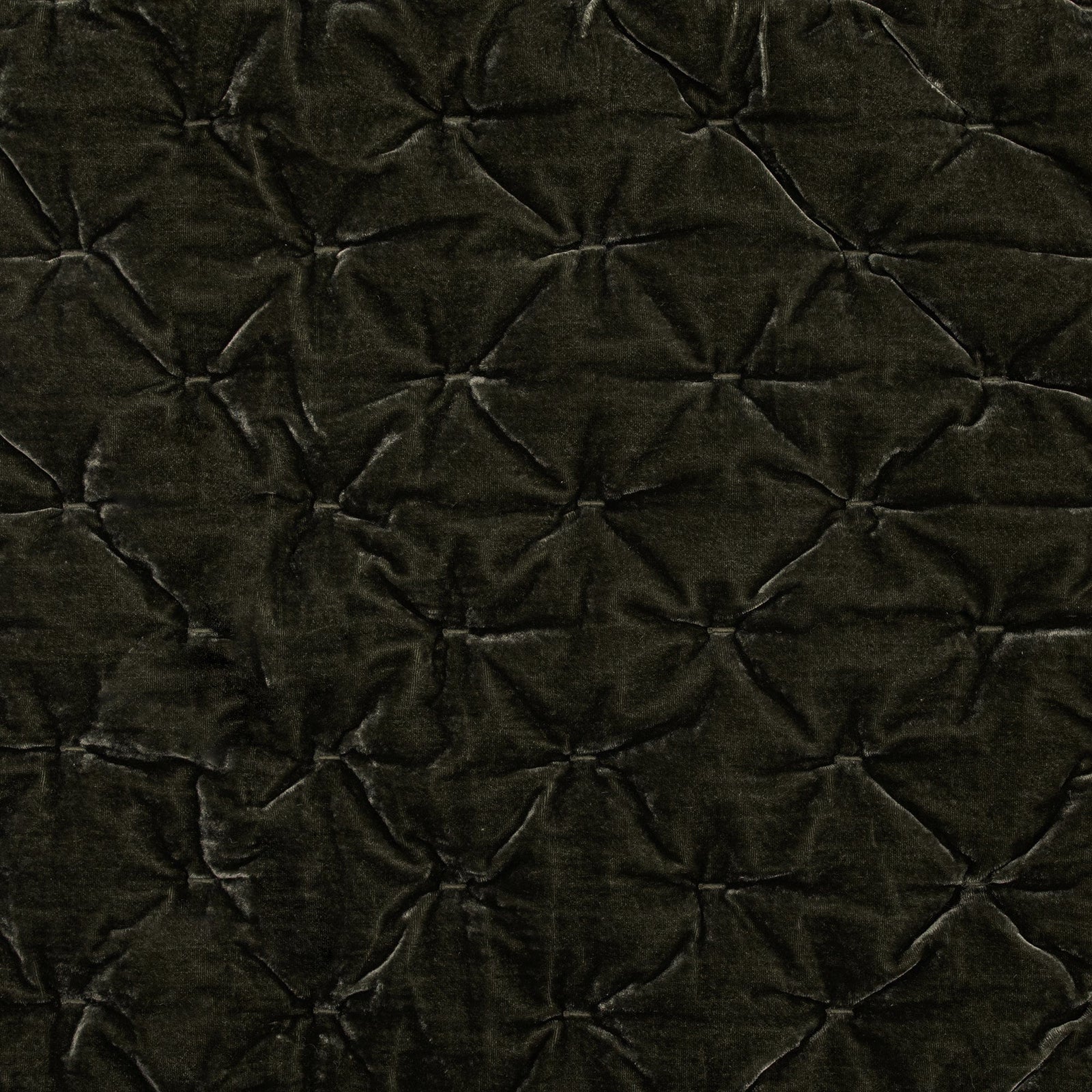 Stella Faux Silk Velvet Pintuck Quilt Quilt