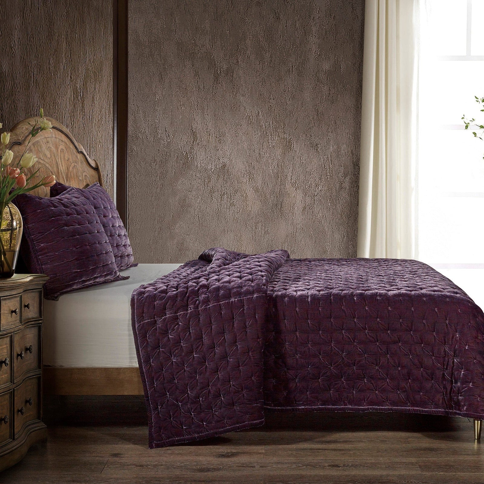 Stella Faux Silk Velvet Pintuck Quilt Quilt