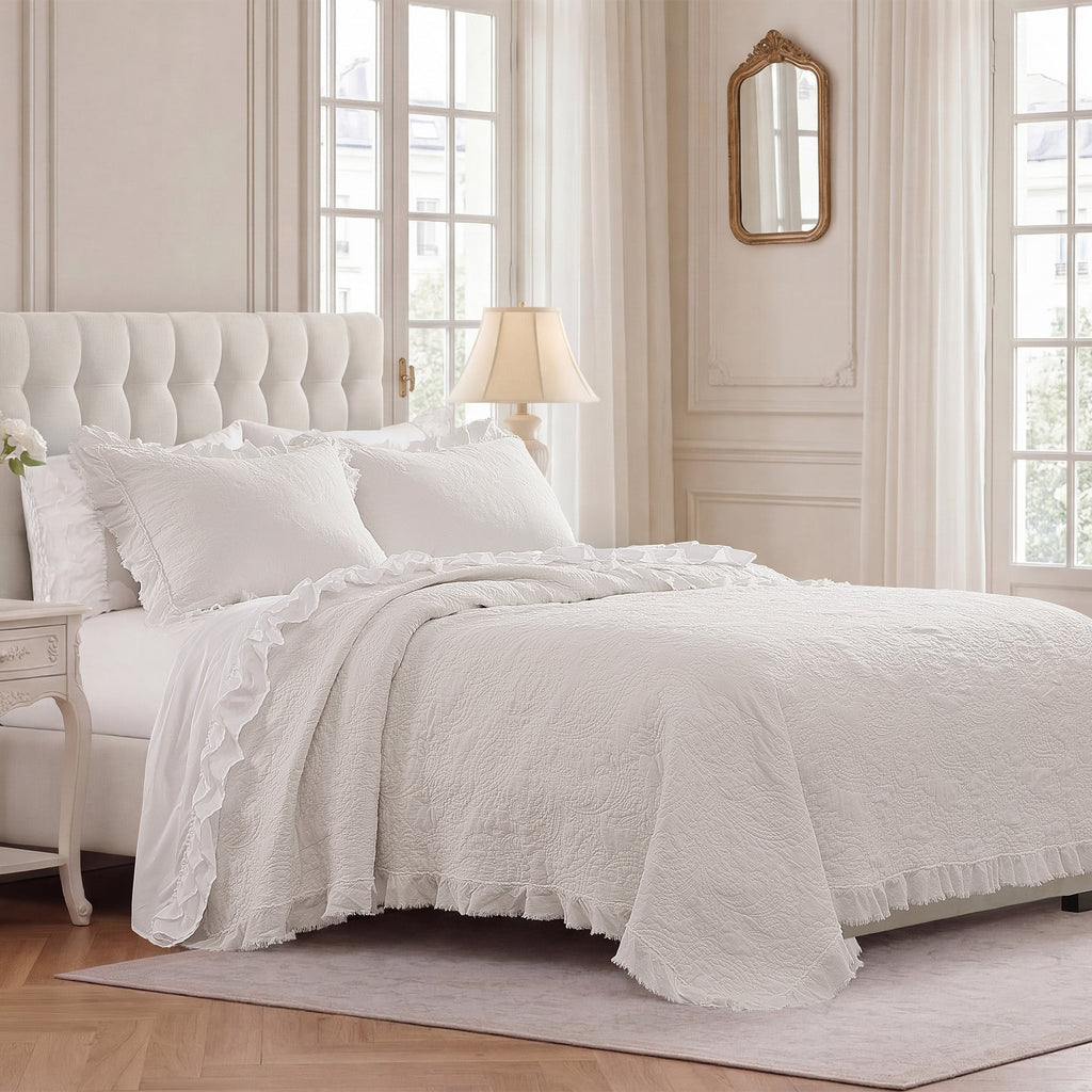 Sadie Stonewashed Paisley Ruffled Quilt Set Twin / White Quilt
