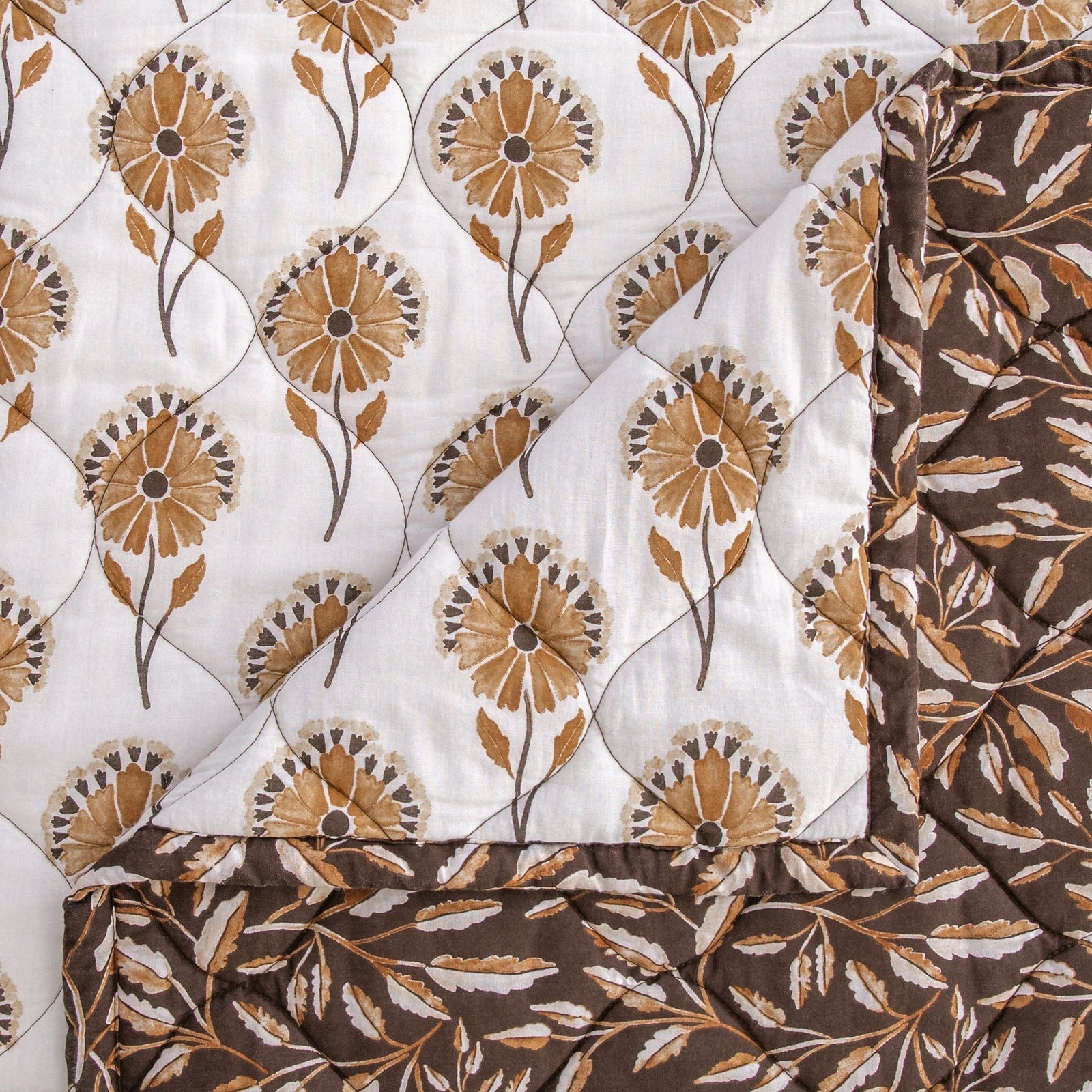 Woodstock Reversible Quilt Set Quilt
