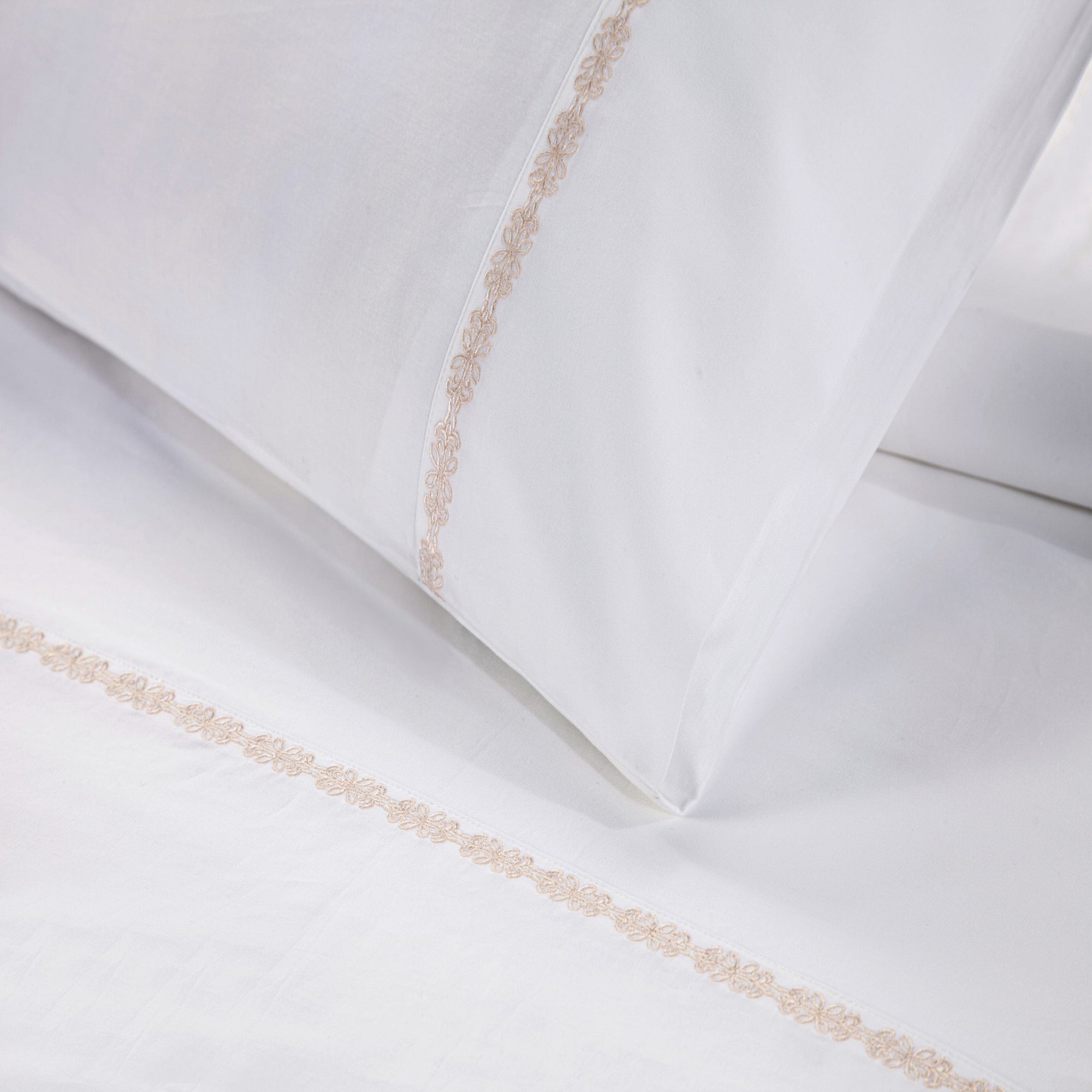 350TC Laurel Embroidered Border Sheet Set Sheet