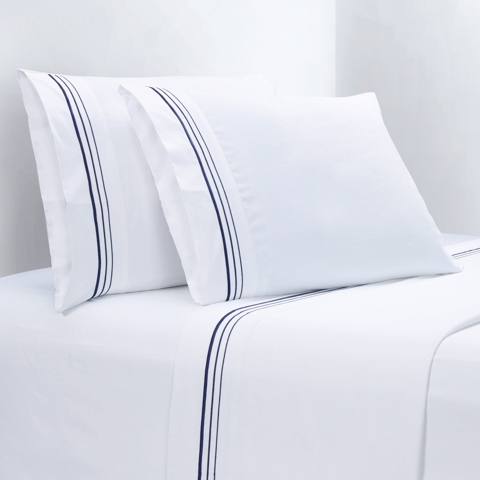 Border Embroidery 350TC Cotton Sateen Sheet Set Full/Queen / Navy Sheet