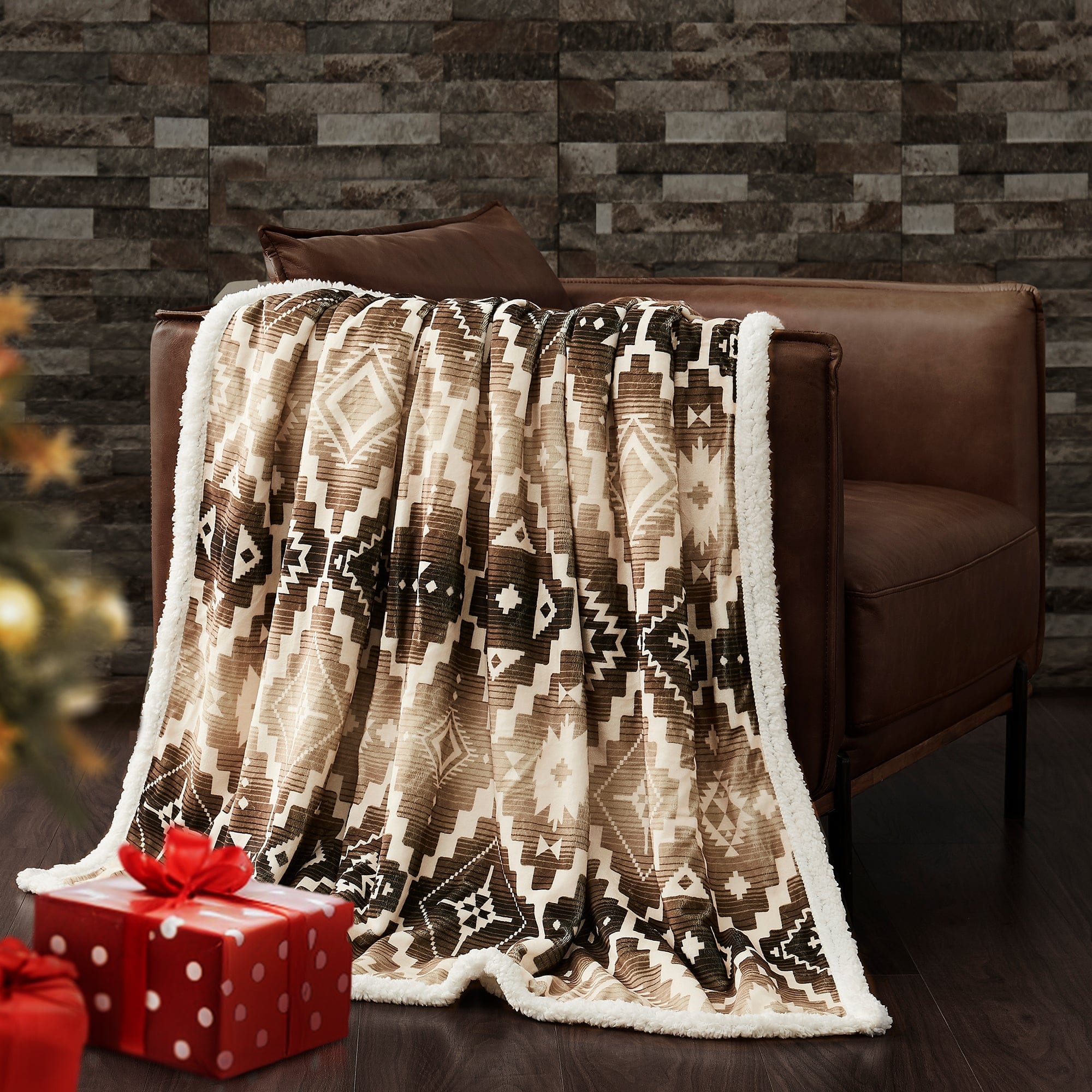 Chalet Aztec Campfire Sherpa Throw Throw