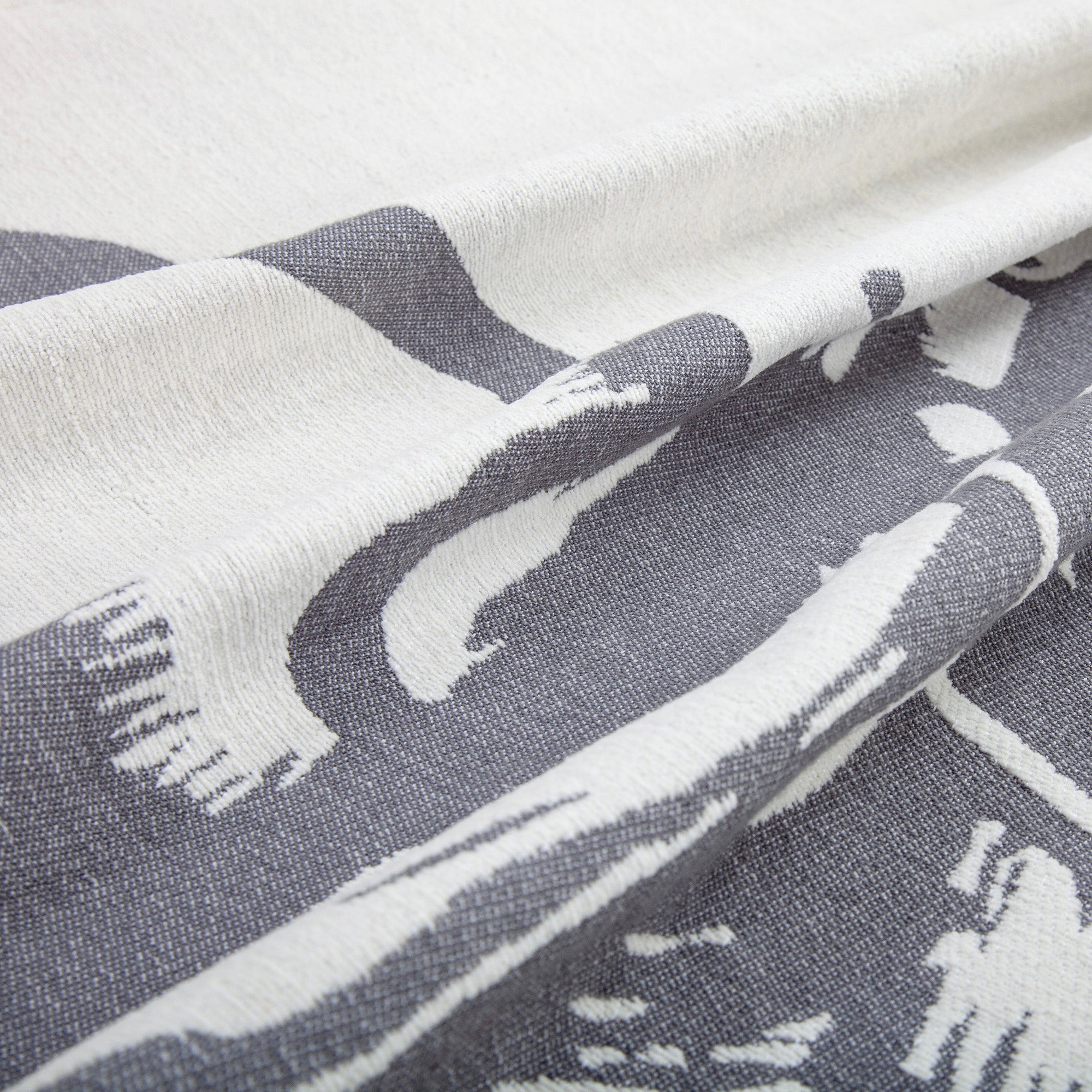 Lone Rider Chenille Jacquard Throw Throw