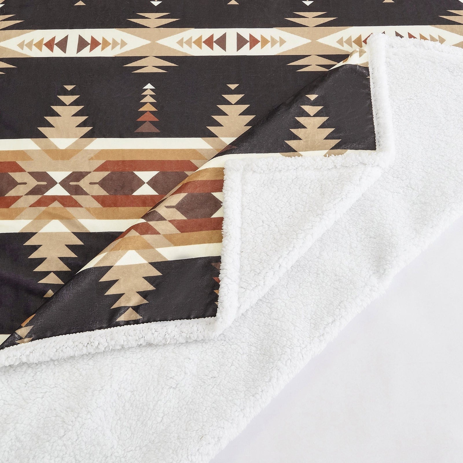 Yosemite Campfire Sherpa Throw, Black, 6 MOQ Throw
