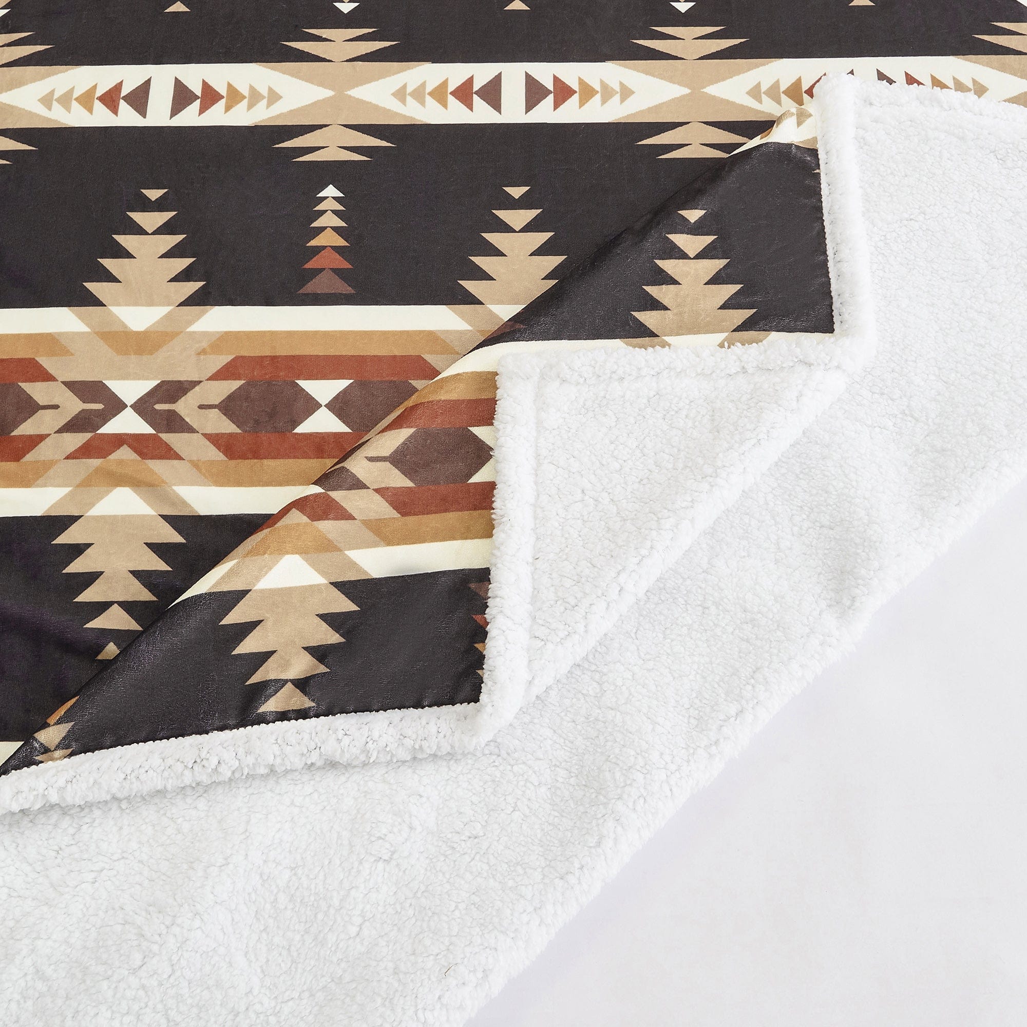 Yosemite Campfire Sherpa Throw, Black, 6 MOQ Throw