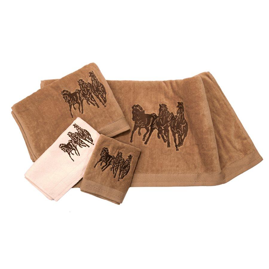 https://paseoroad.com/cdn/shop/products/paseo-road-bath-towel-3-pc-3-horse-embroidered-towel-set-mocha-37486232273112.jpg?v=1662775035