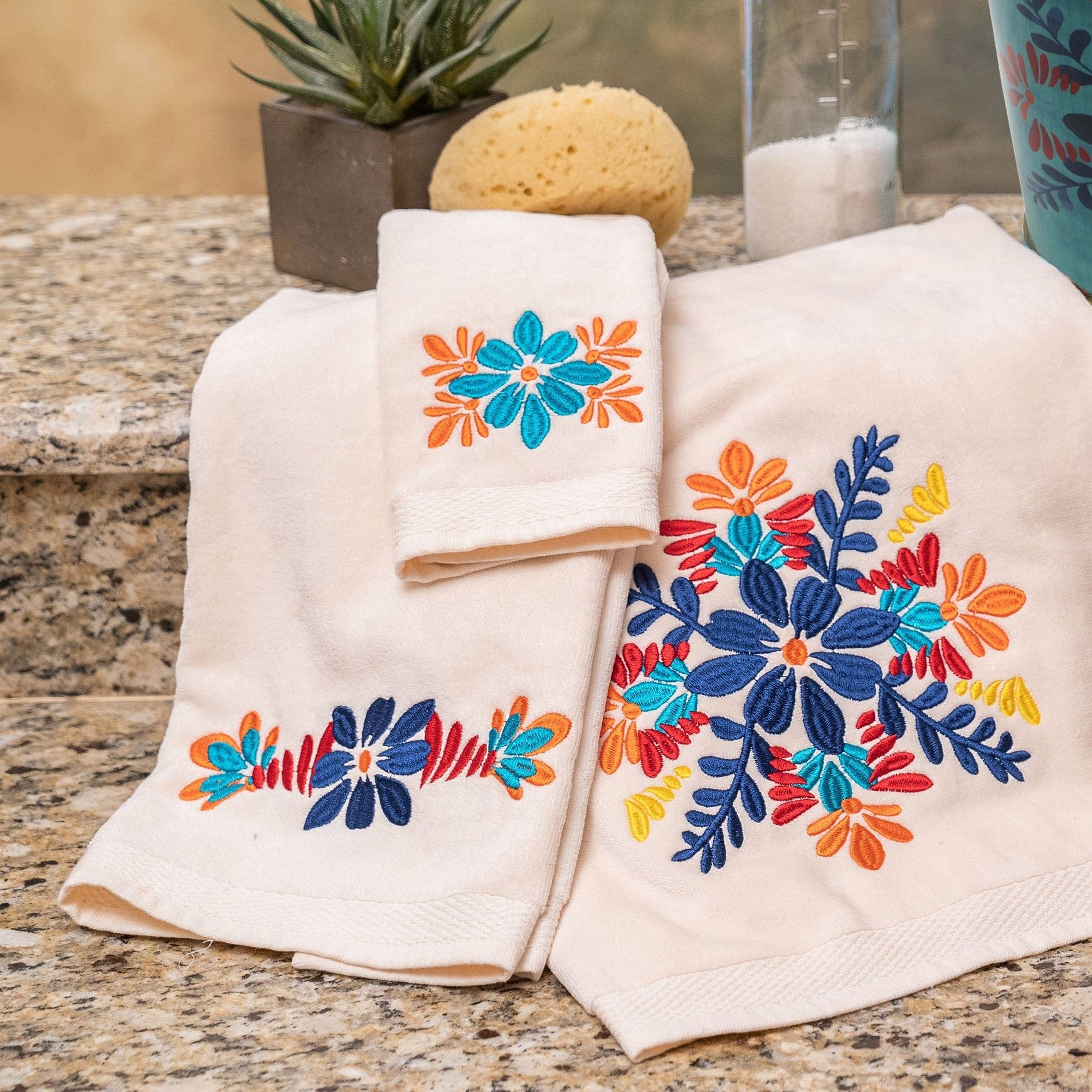 Bonita Towel Set, 3 PC Cream Bath Towel