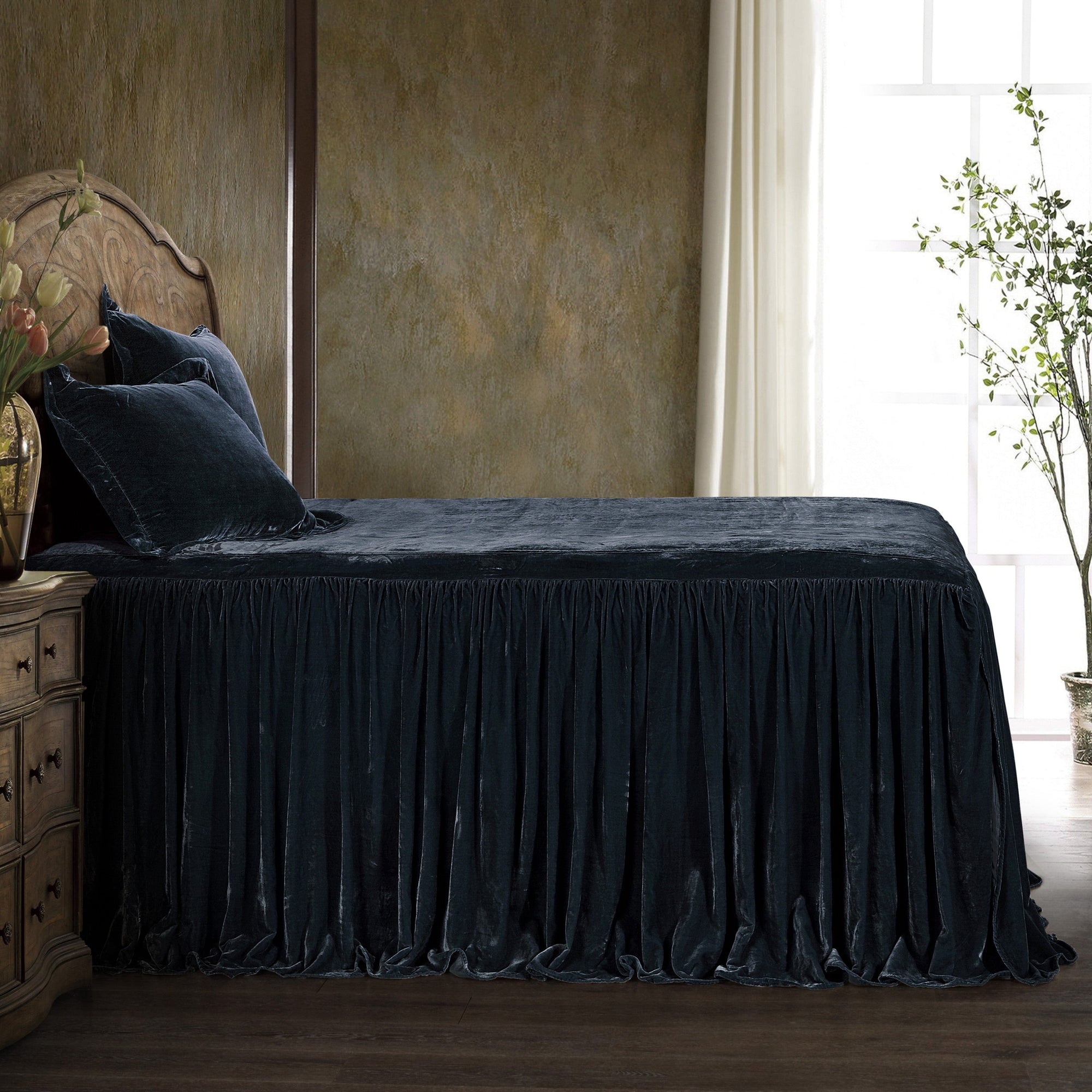 Stella Faux Silk Velvet Bedspread Set Bedspread