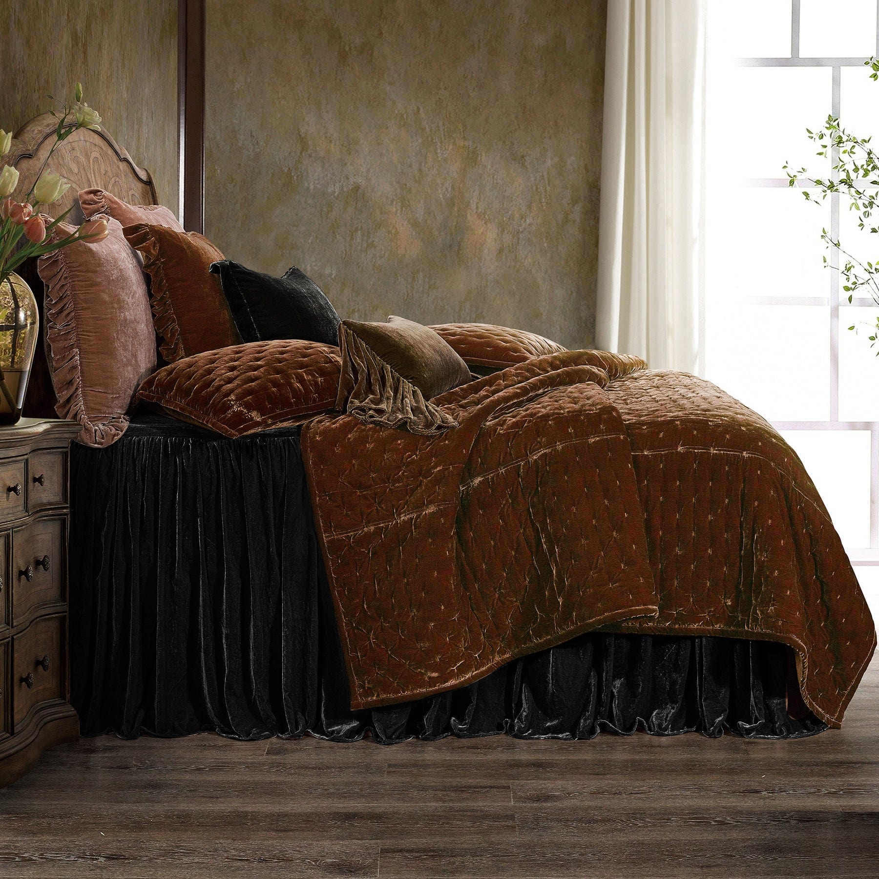 Stella Faux Silk Velvet Bedspread Set Twin / Black Bedspread