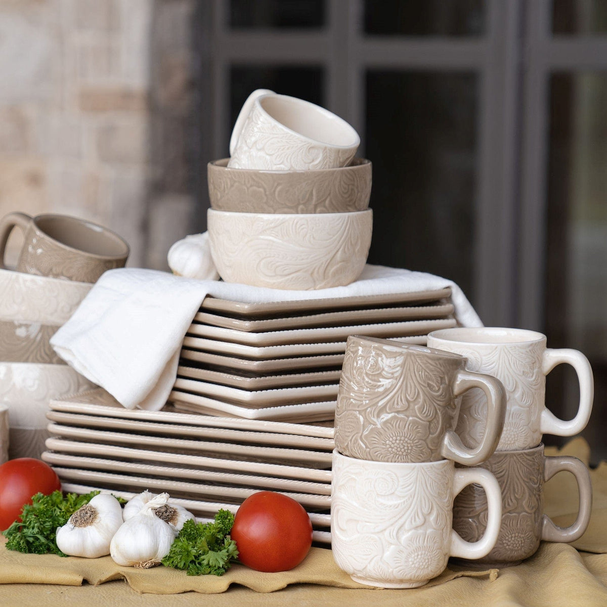 Savannah ceramic dinnerware