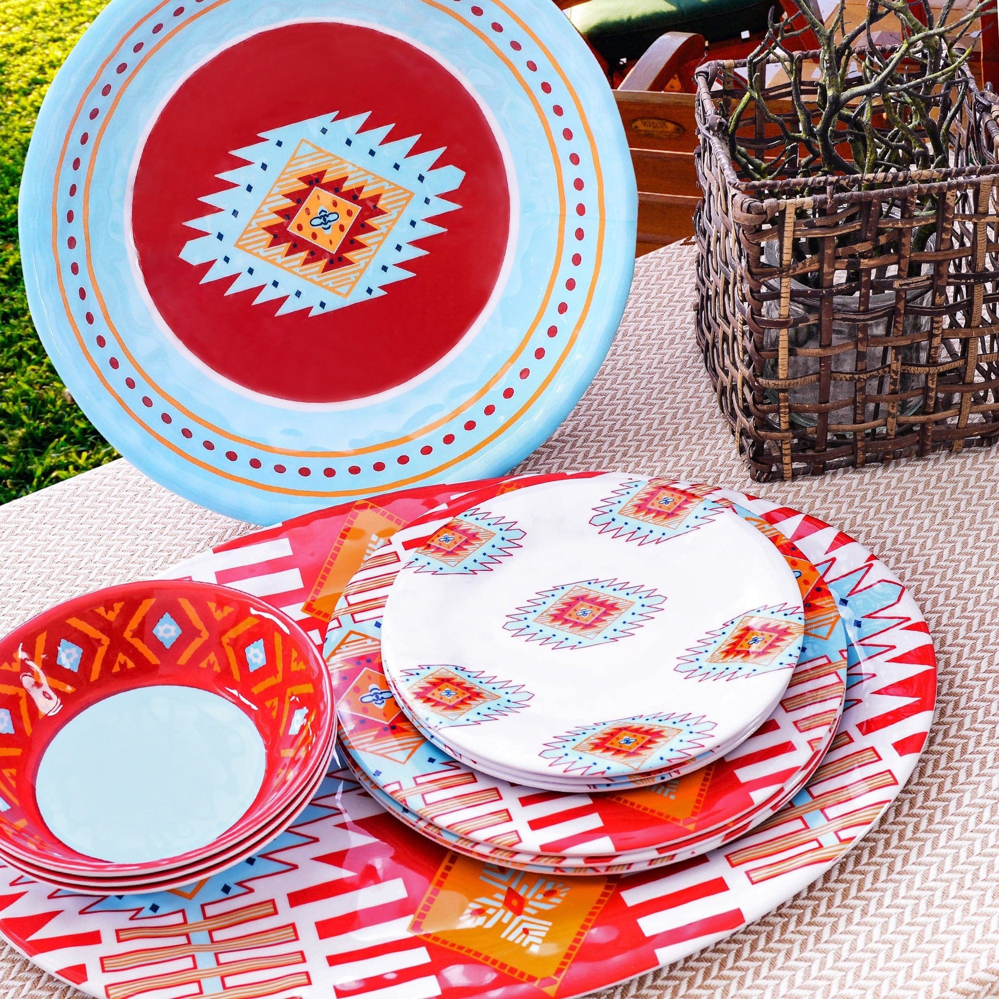 Southwest Motif 14-PC Melamine Dinnerware Set Melamine Dinnerware