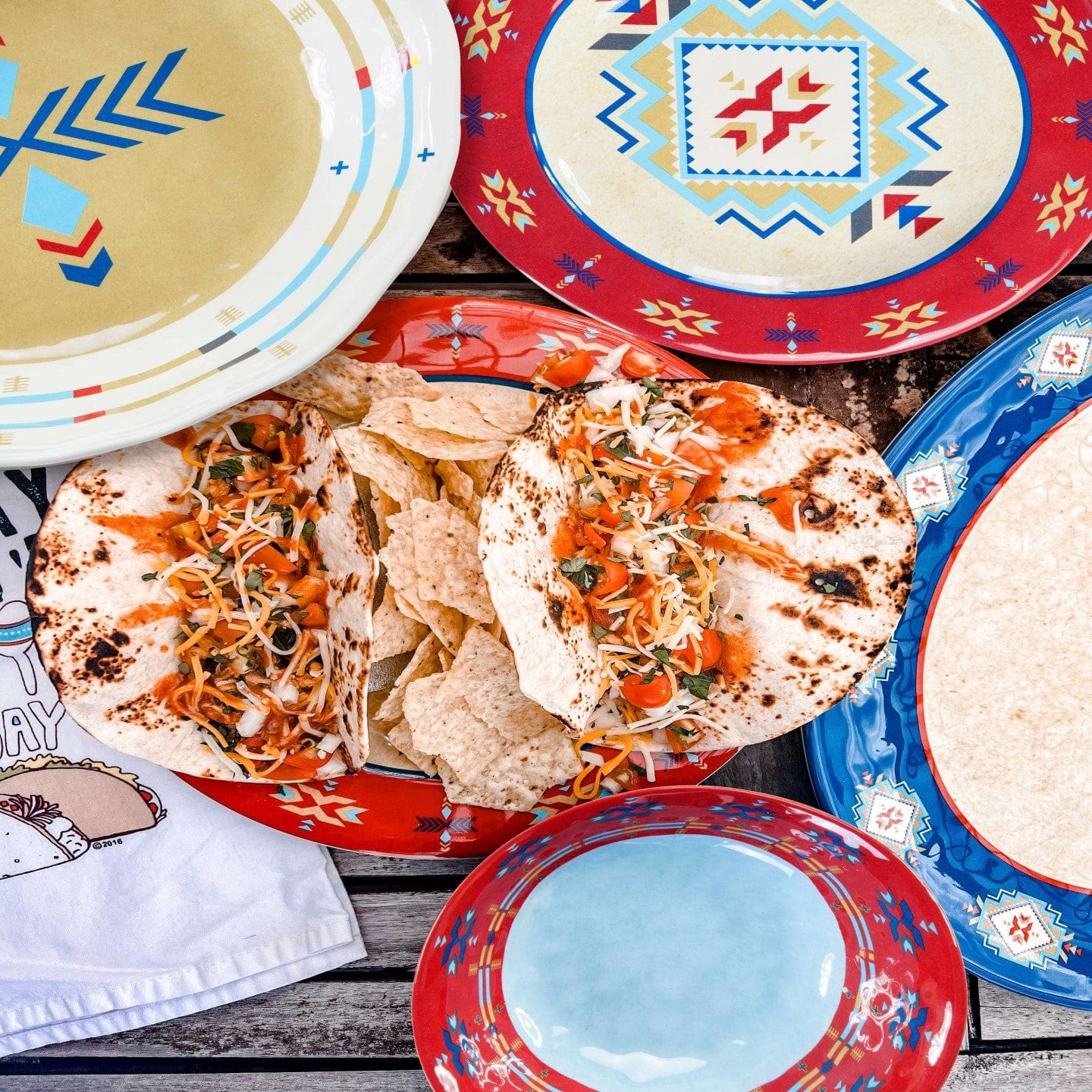 Spirit Valley 14PC Melamine Dinnerware Set Melamine Dinnerware