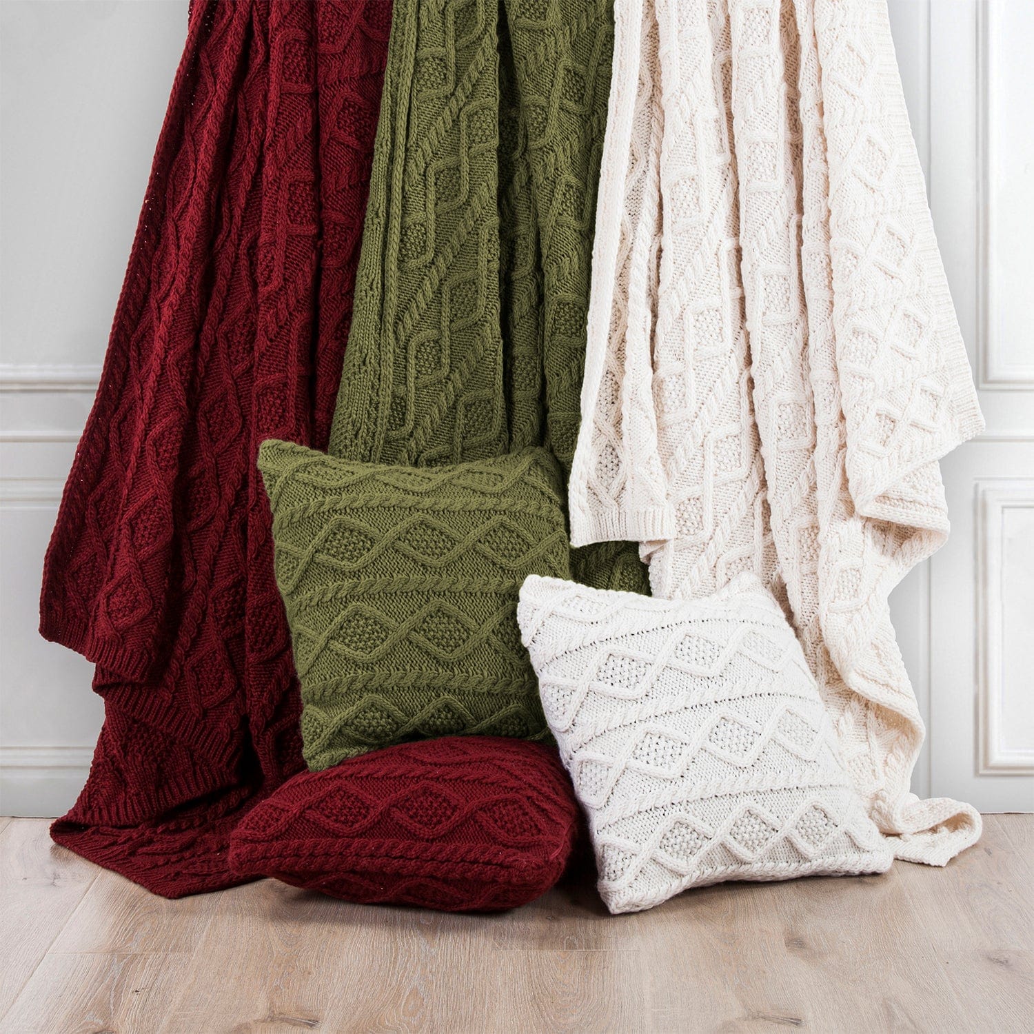 Cable Knit Soft Diamond Throw Pillow Pillow