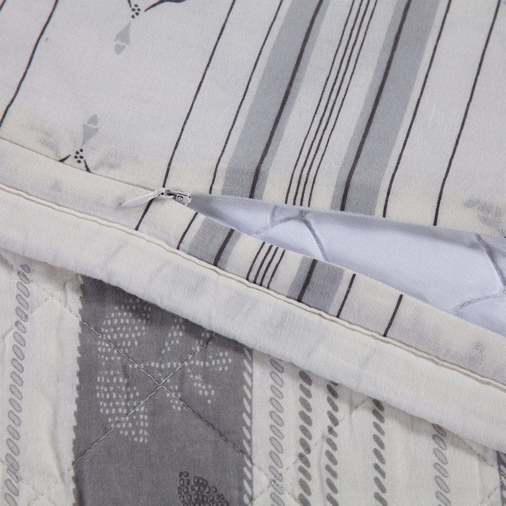 Patchwork Prairie Reversible Quilt Set Quilt