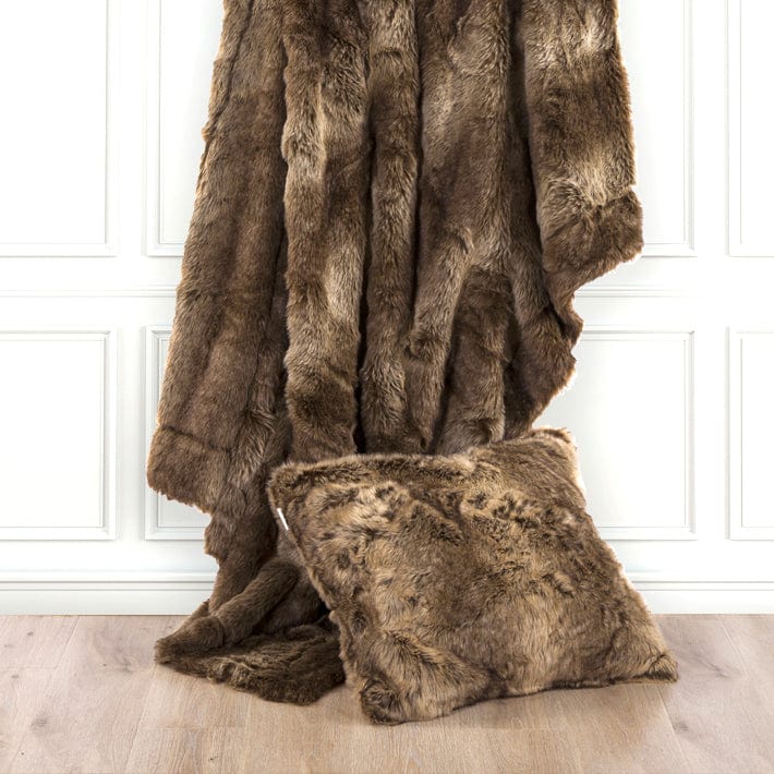 Faux Wolf Fur Oversized Throw Blanket Throw